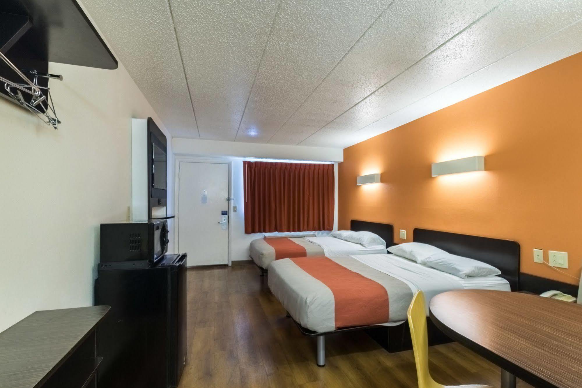 Motel 6-Crawfordsville, In Екстериор снимка