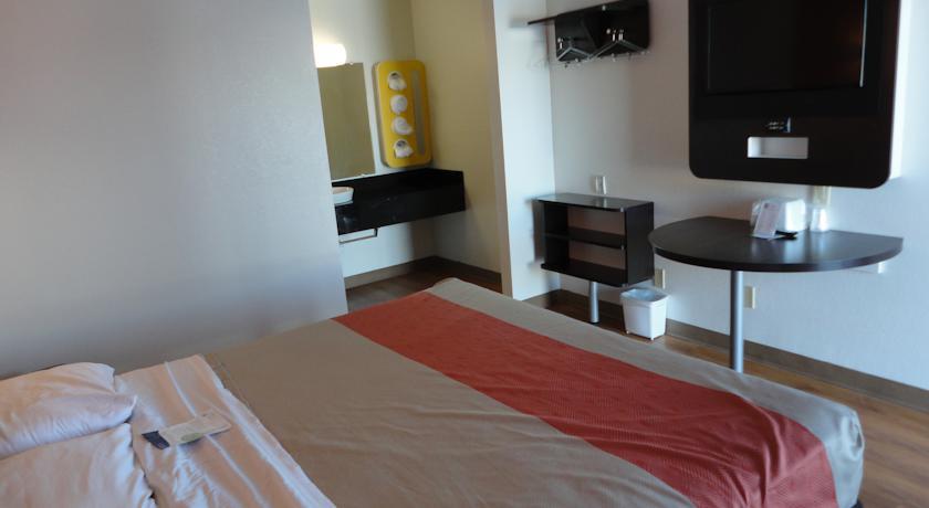 Motel 6-Crawfordsville, In Стая снимка