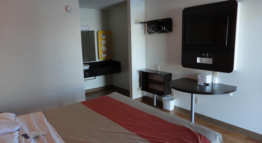 Motel 6-Crawfordsville, In Стая снимка